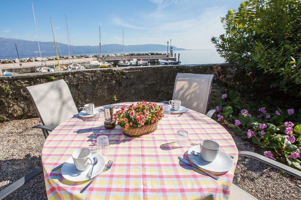 Le Camerine Apartment Water Front Toscolano-Maderno Esterno foto